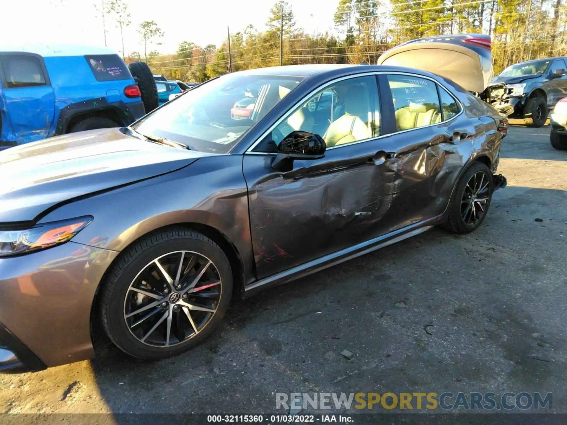 6 Photograph of a damaged car 4T1G11AK3MU408505 TOYOTA CAMRY 2021