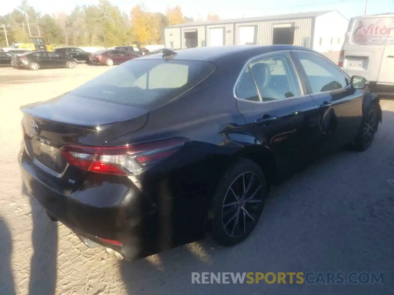 4 Photograph of a damaged car 4T1G11AK3MU411260 TOYOTA CAMRY 2021