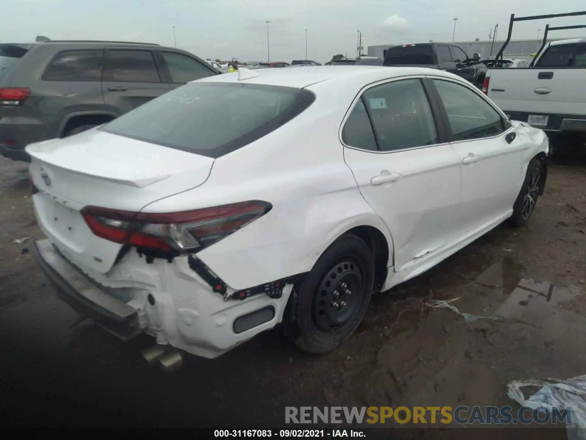 4 Photograph of a damaged car 4T1G11AK3MU413879 TOYOTA CAMRY 2021