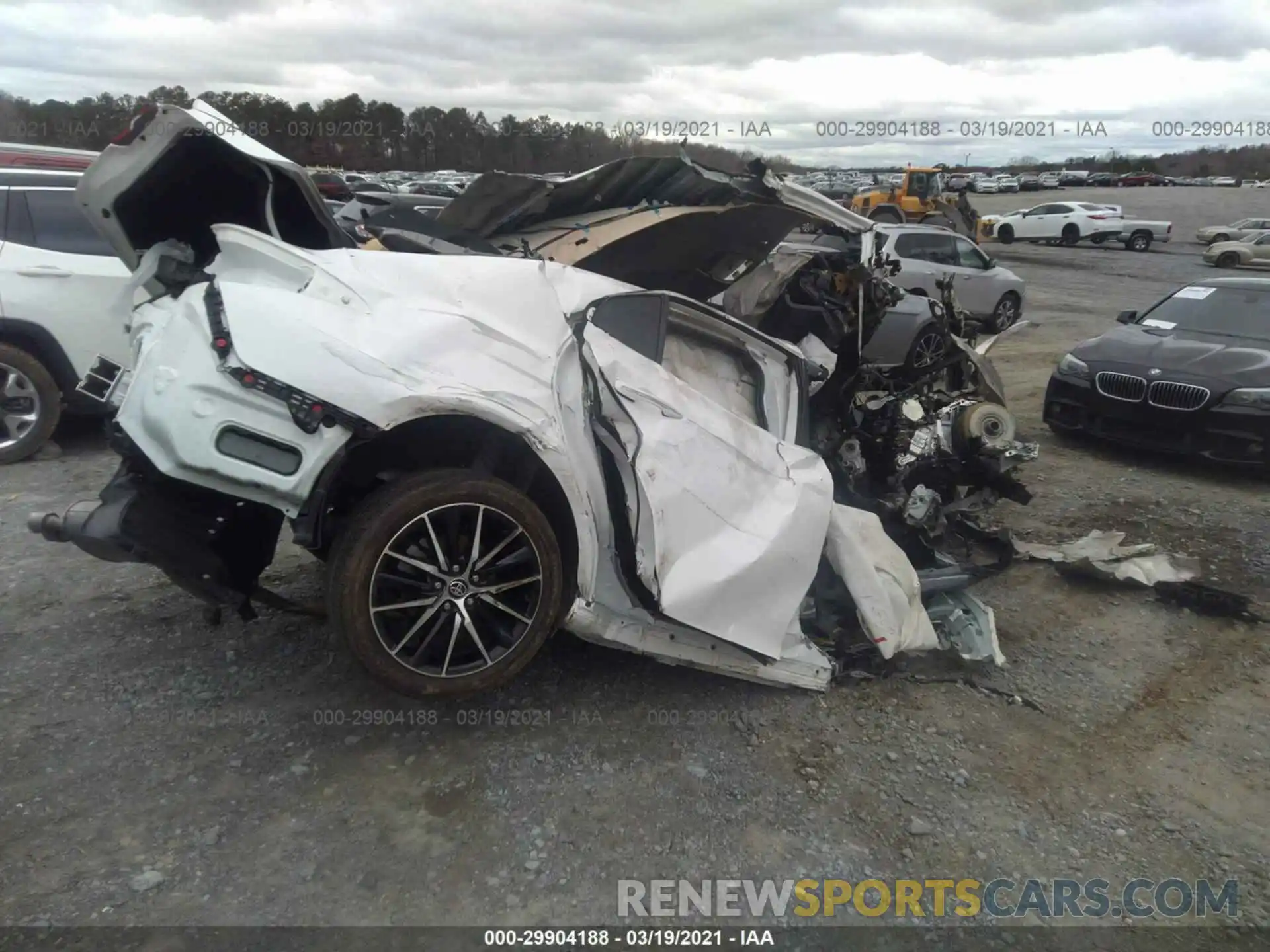 4 Photograph of a damaged car 4T1G11AK3MU414997 TOYOTA CAMRY 2021