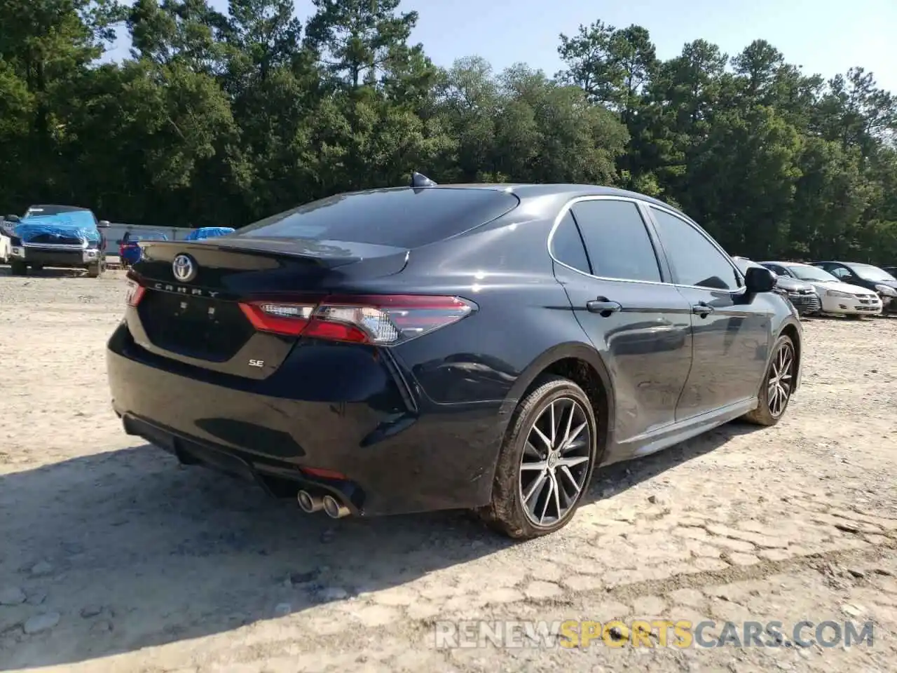 4 Photograph of a damaged car 4T1G11AK3MU418015 TOYOTA CAMRY 2021