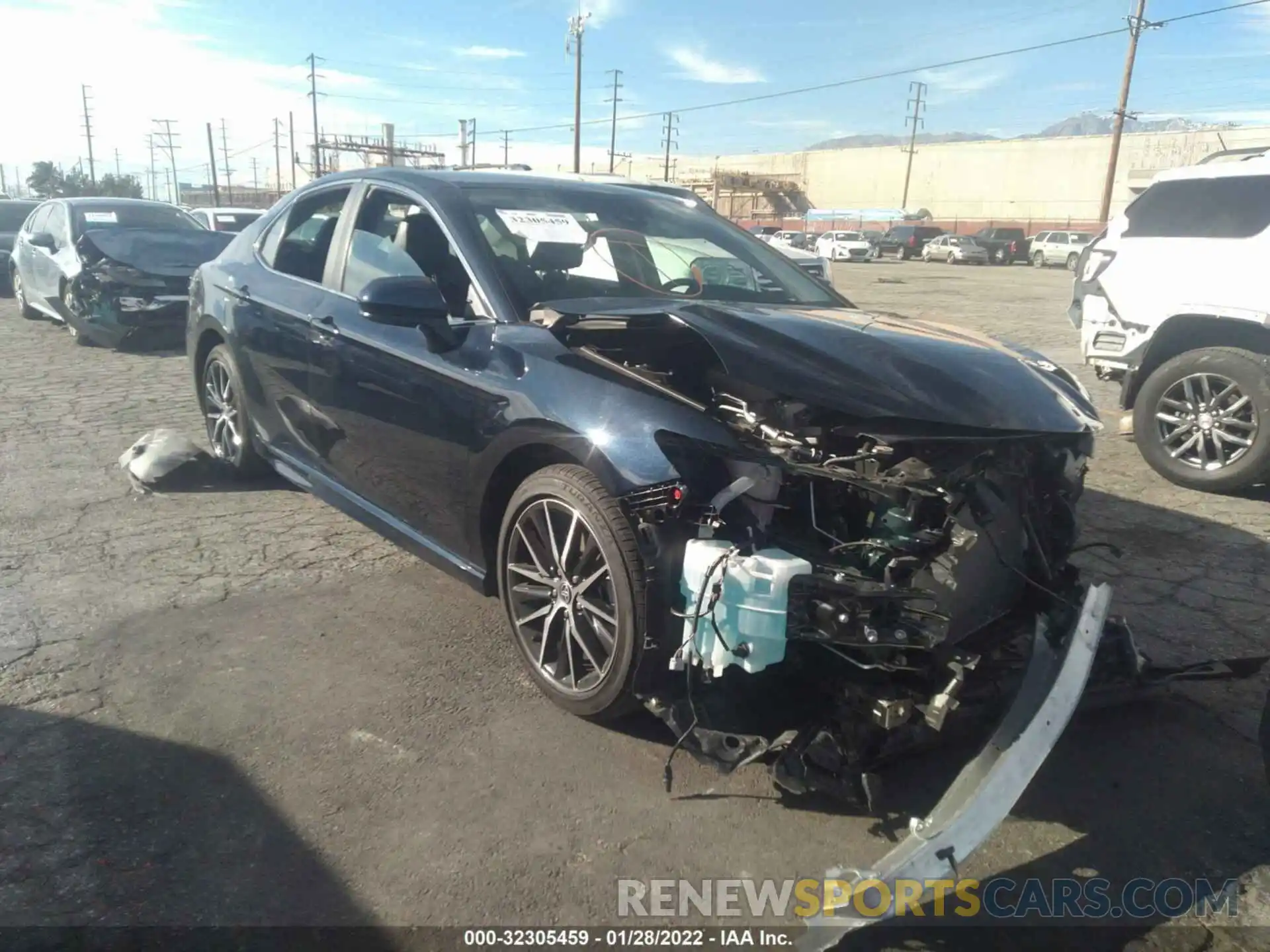 1 Photograph of a damaged car 4T1G11AK3MU420010 TOYOTA CAMRY 2021