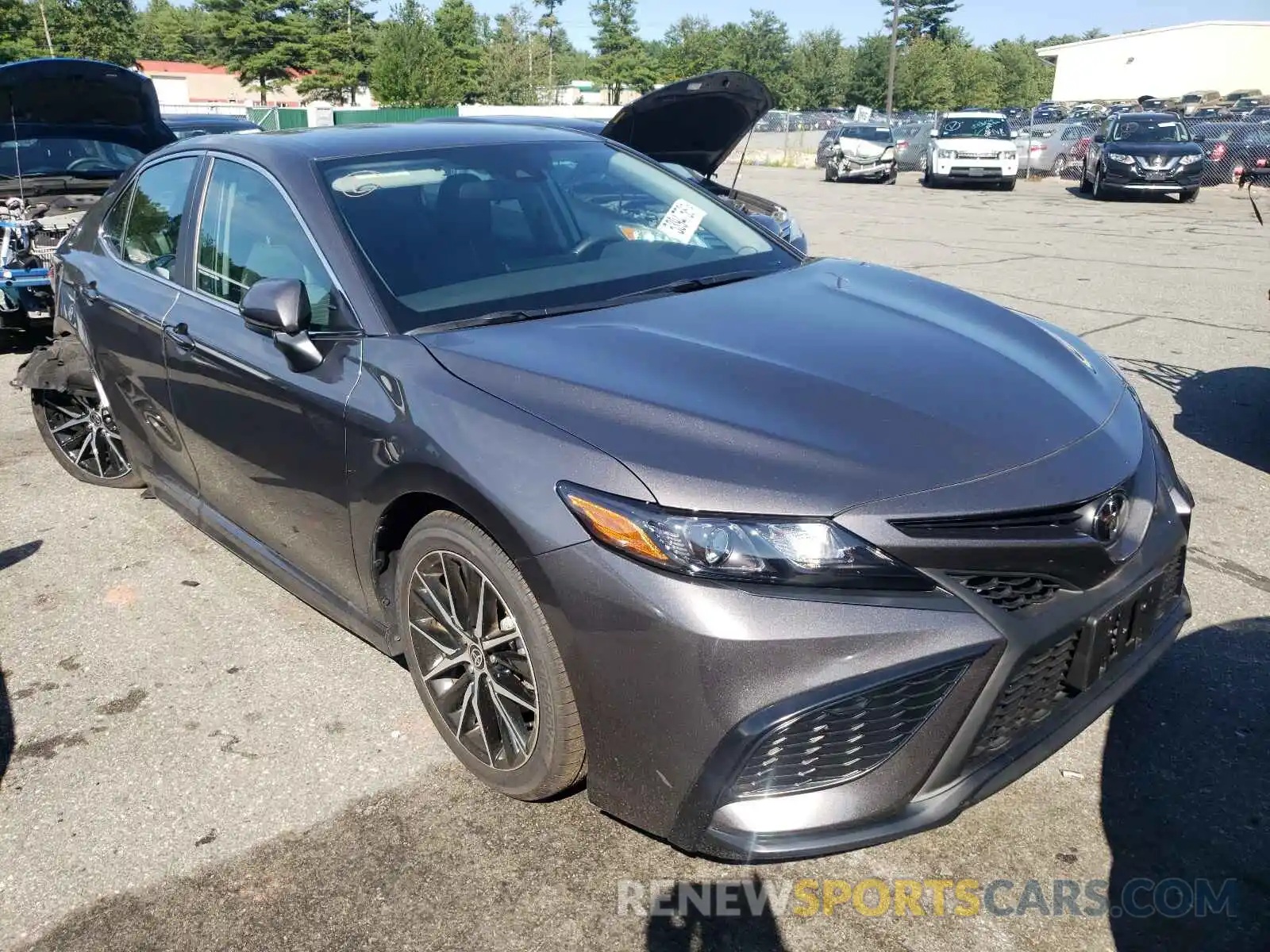 1 Photograph of a damaged car 4T1G11AK3MU421142 TOYOTA CAMRY 2021