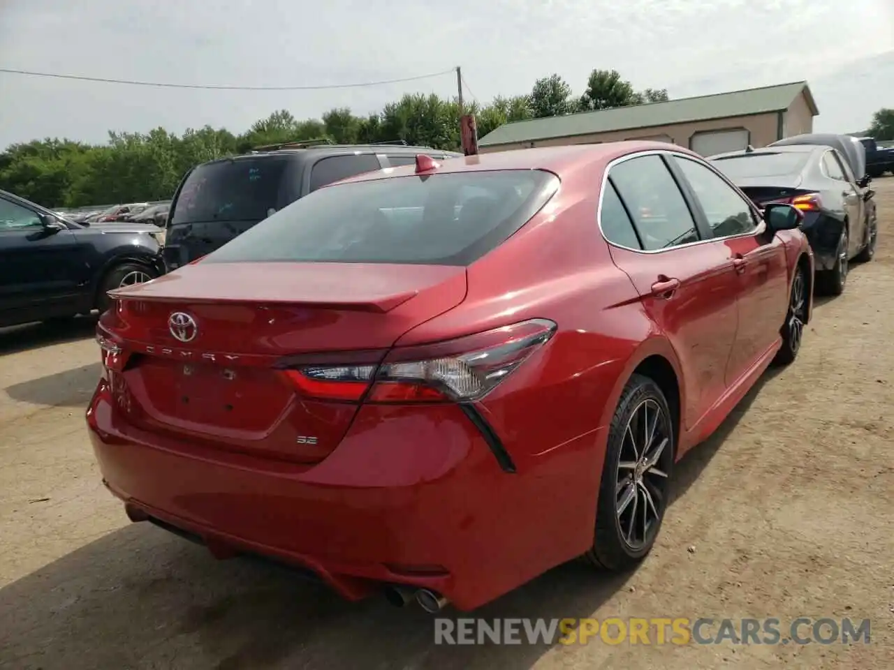 4 Photograph of a damaged car 4T1G11AK3MU427135 TOYOTA CAMRY 2021