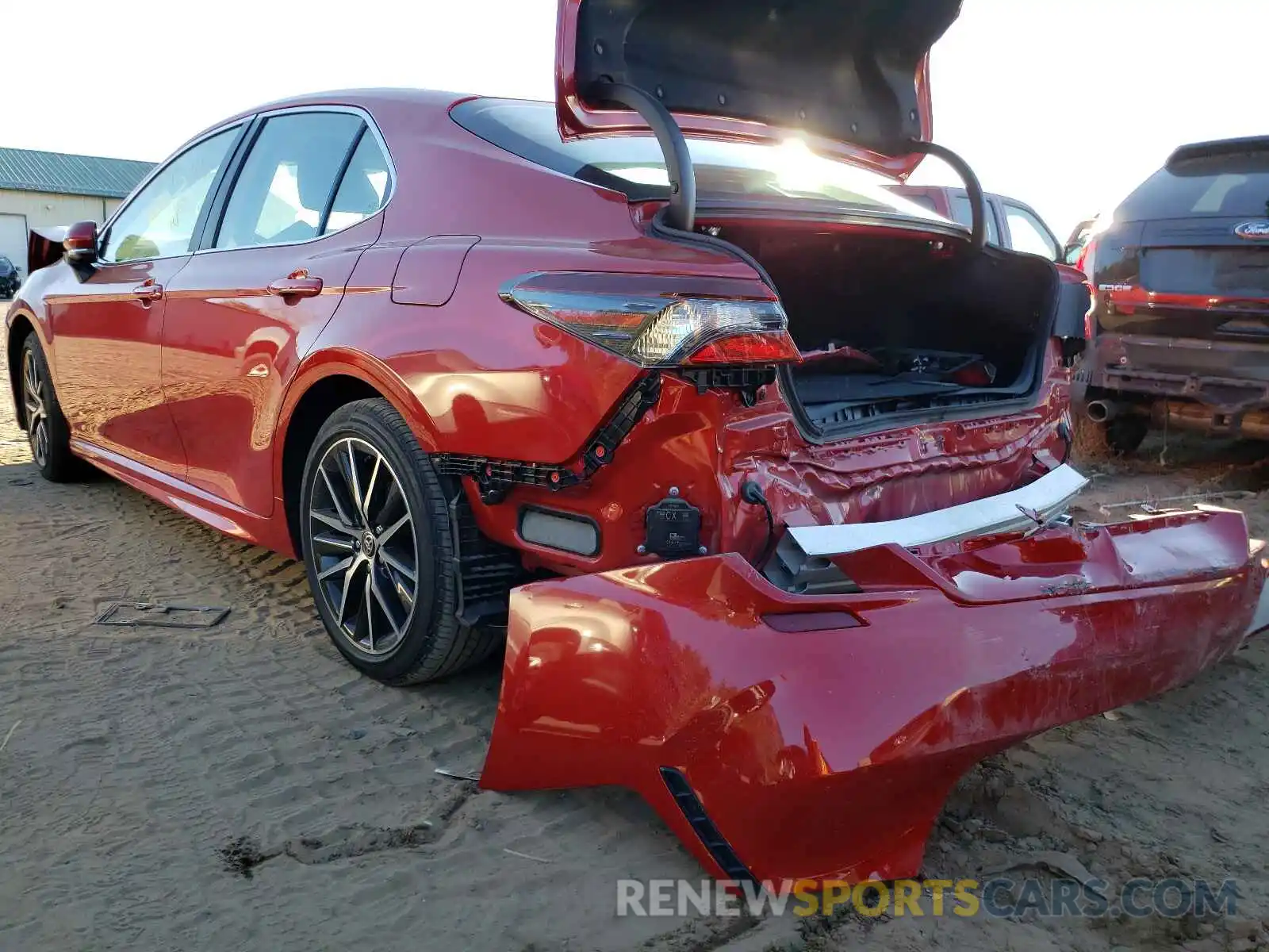 3 Photograph of a damaged car 4T1G11AK3MU433629 TOYOTA CAMRY 2021