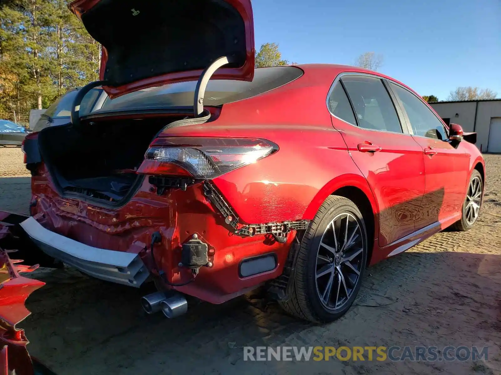 4 Photograph of a damaged car 4T1G11AK3MU433629 TOYOTA CAMRY 2021