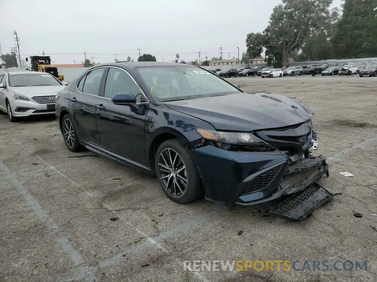 1 Photograph of a damaged car 4T1G11AK3MU434649 TOYOTA CAMRY 2021