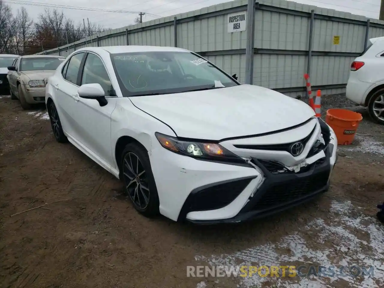 1 Photograph of a damaged car 4T1G11AK3MU442587 TOYOTA CAMRY 2021