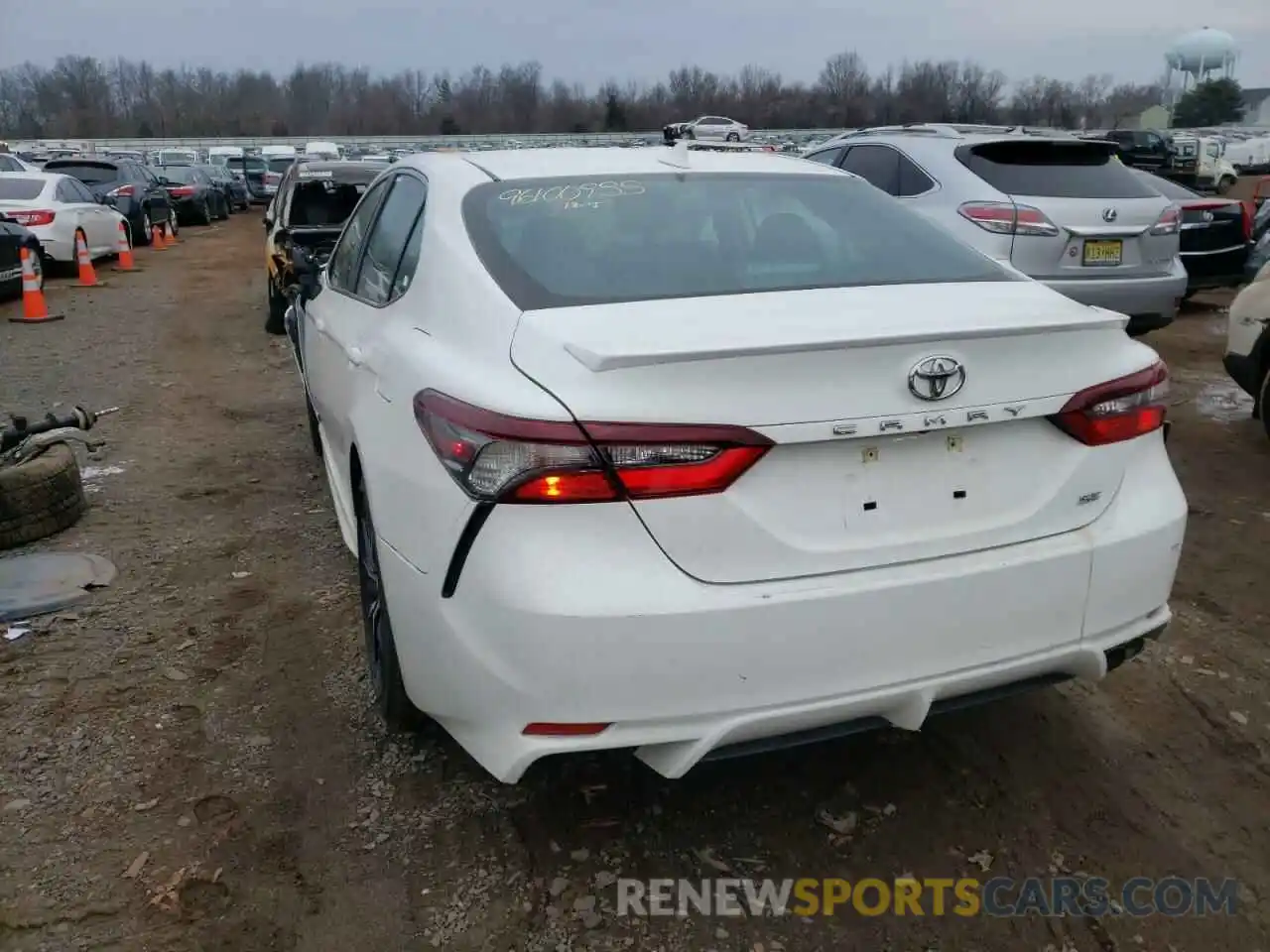 3 Photograph of a damaged car 4T1G11AK3MU442587 TOYOTA CAMRY 2021