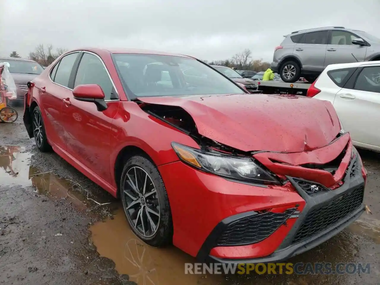 1 Photograph of a damaged car 4T1G11AK3MU450365 TOYOTA CAMRY 2021