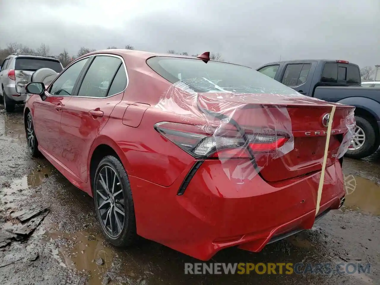 3 Photograph of a damaged car 4T1G11AK3MU450365 TOYOTA CAMRY 2021