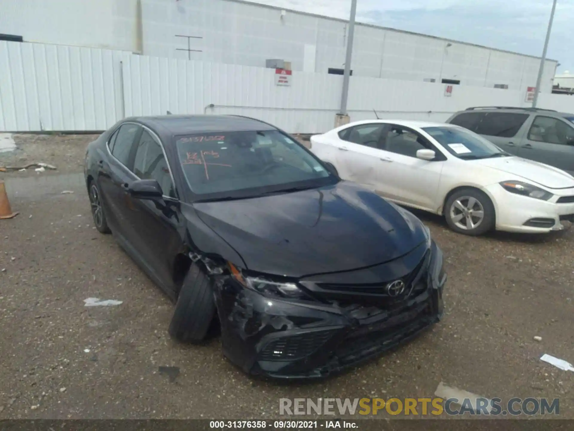 1 Photograph of a damaged car 4T1G11AK3MU452911 TOYOTA CAMRY 2021