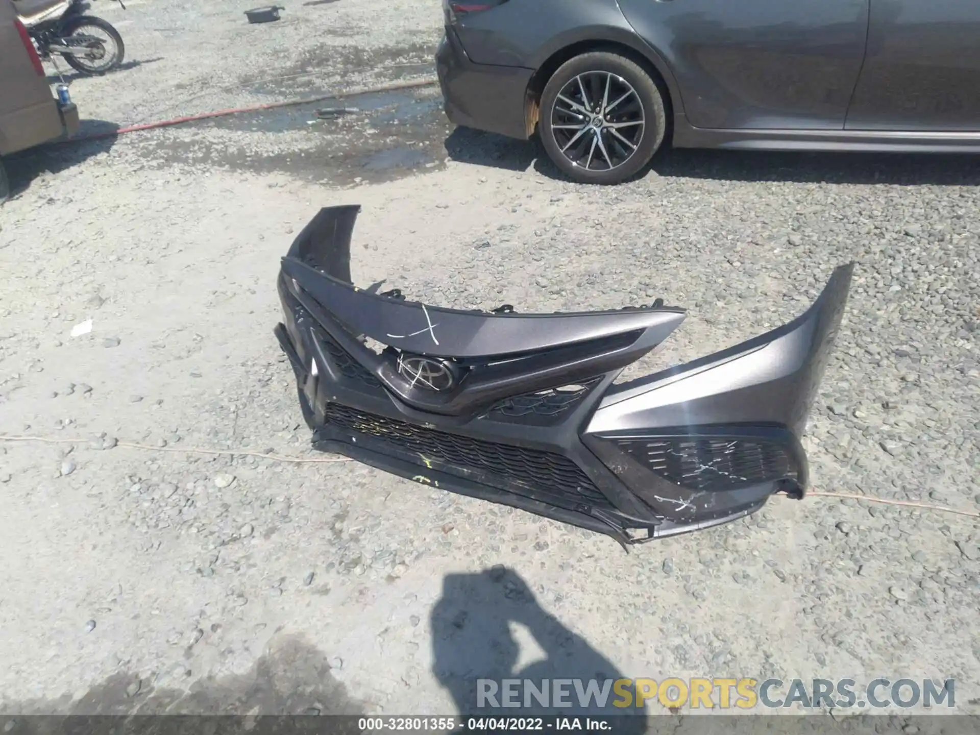 12 Photograph of a damaged car 4T1G11AK3MU468039 TOYOTA CAMRY 2021