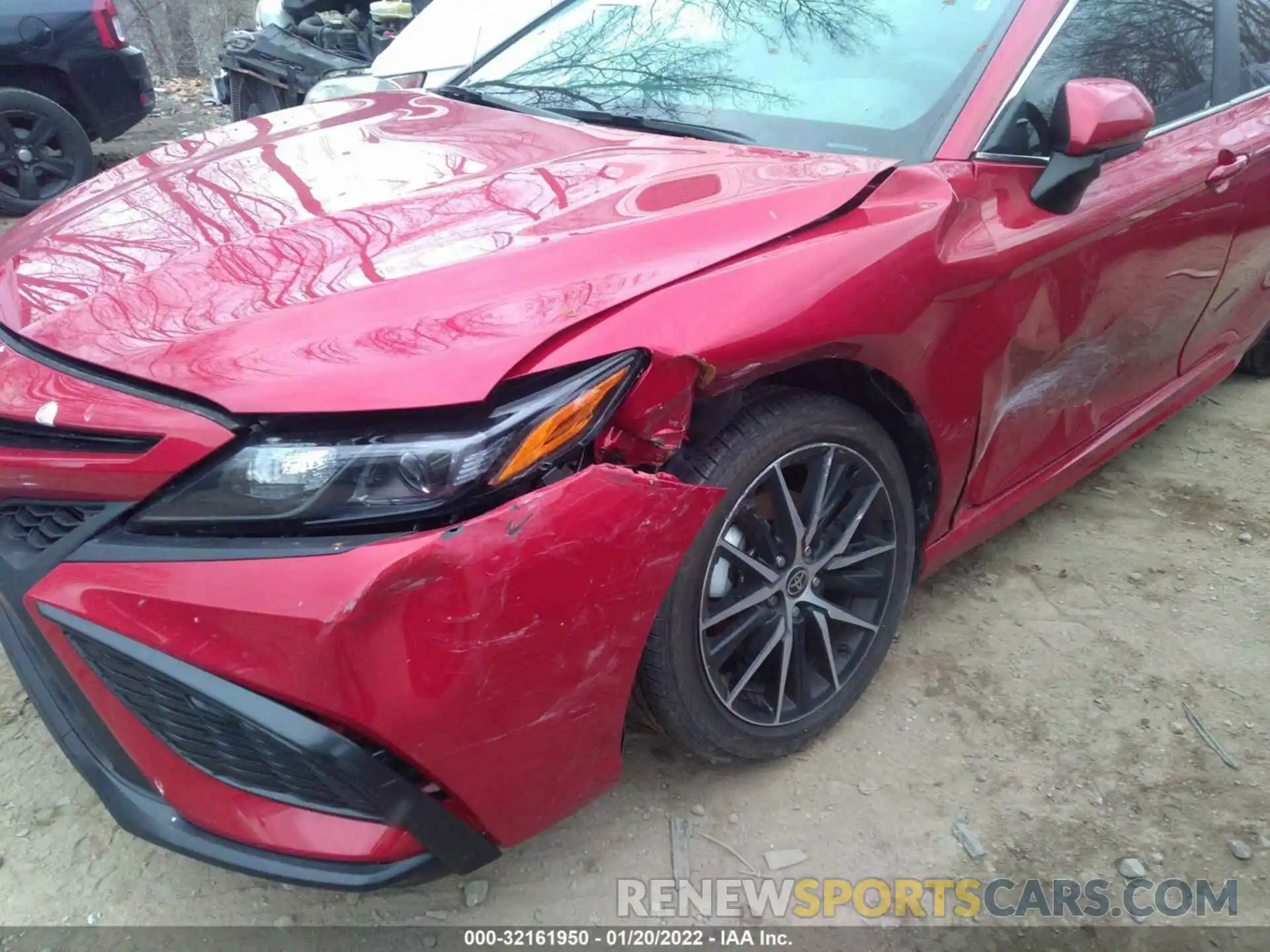 6 Photograph of a damaged car 4T1G11AK3MU470017 TOYOTA CAMRY 2021