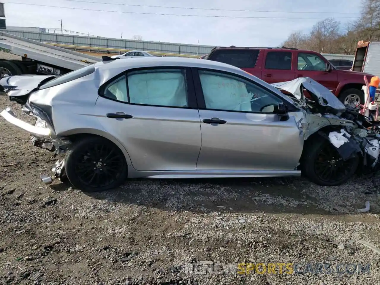 9 Photograph of a damaged car 4T1G11AK3MU474732 TOYOTA CAMRY 2021