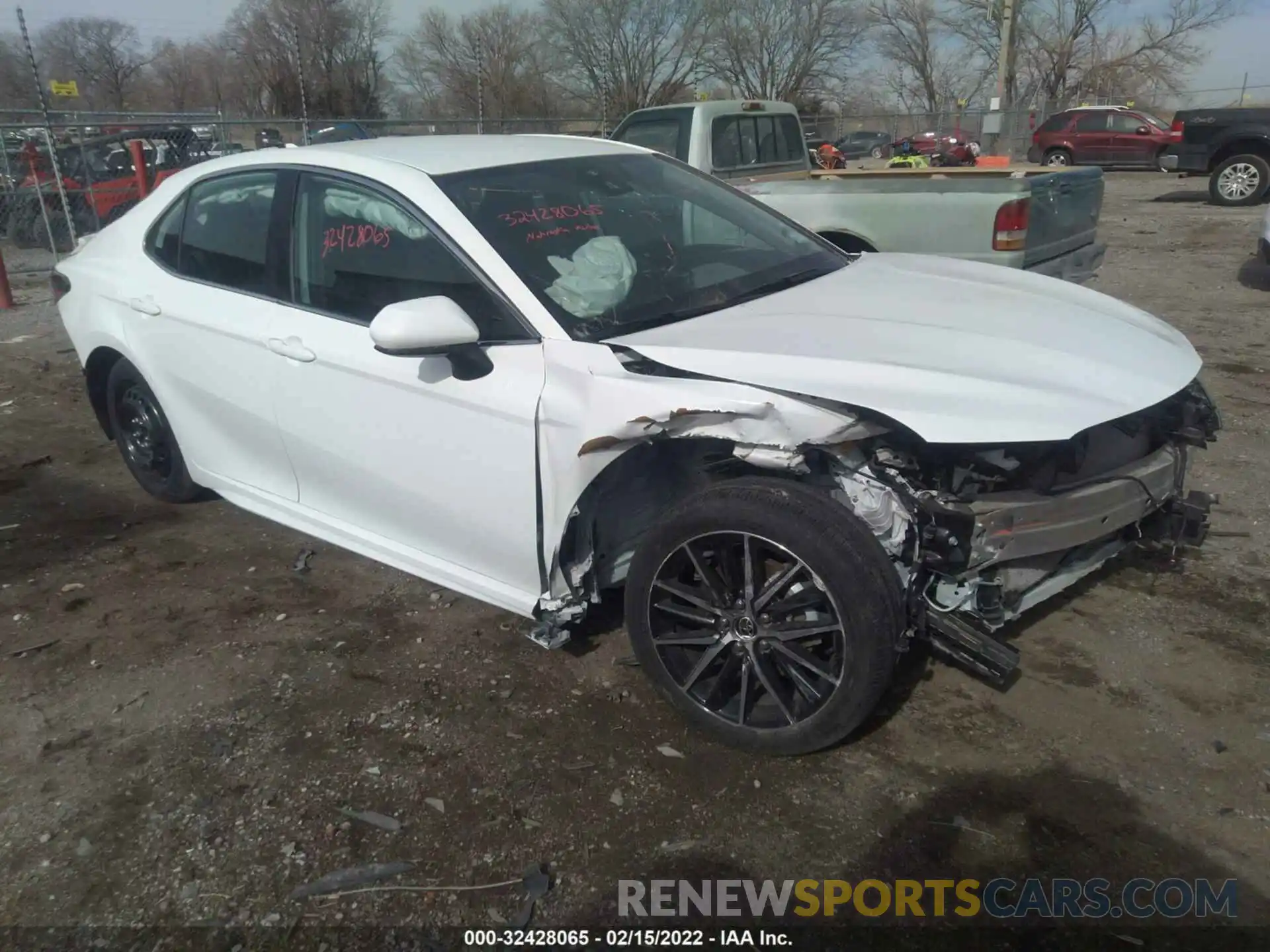 1 Photograph of a damaged car 4T1G11AK3MU474892 TOYOTA CAMRY 2021