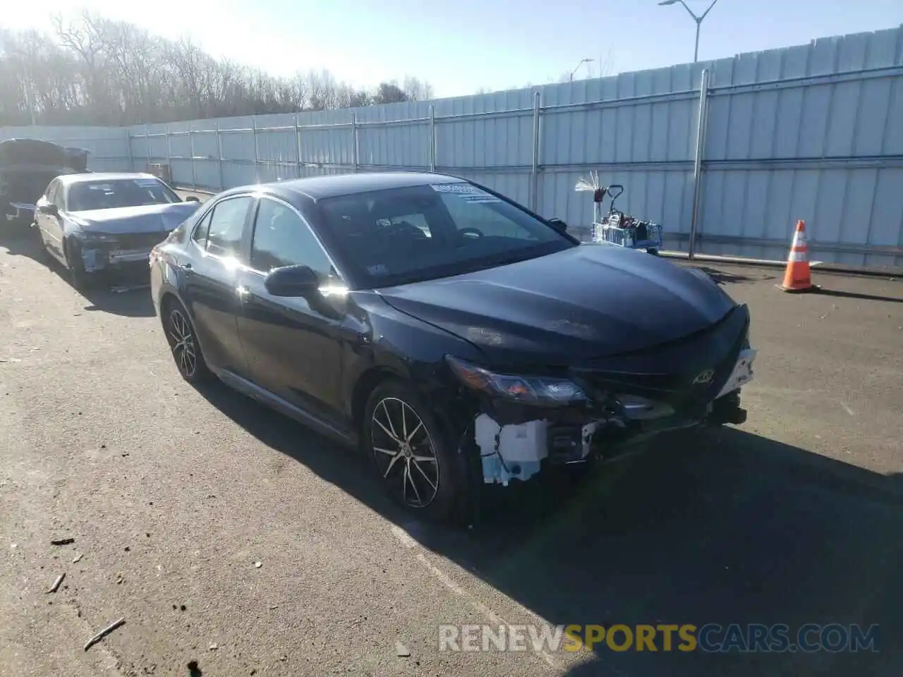 1 Photograph of a damaged car 4T1G11AK3MU481213 TOYOTA CAMRY 2021