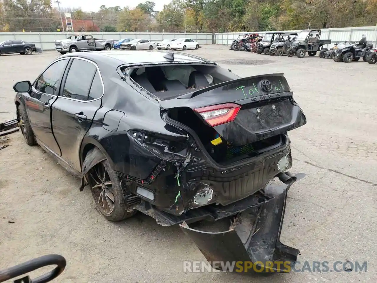 3 Photograph of a damaged car 4T1G11AK3MU482913 TOYOTA CAMRY 2021