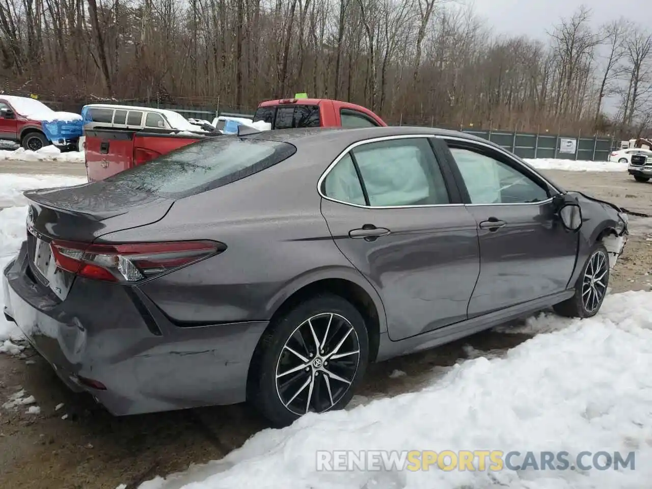 3 Photograph of a damaged car 4T1G11AK3MU488162 TOYOTA CAMRY 2021