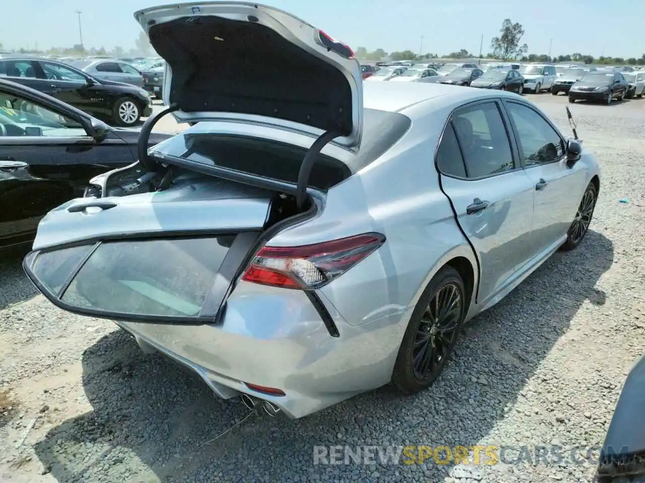 4 Photograph of a damaged car 4T1G11AK3MU490235 TOYOTA CAMRY 2021