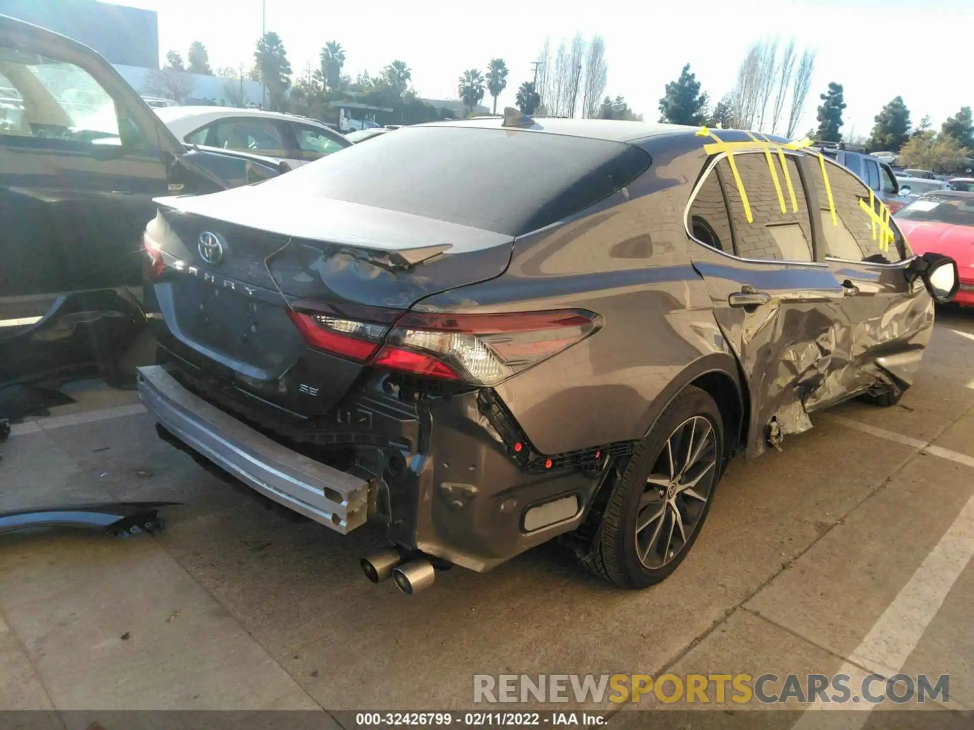 4 Photograph of a damaged car 4T1G11AK3MU491563 TOYOTA CAMRY 2021