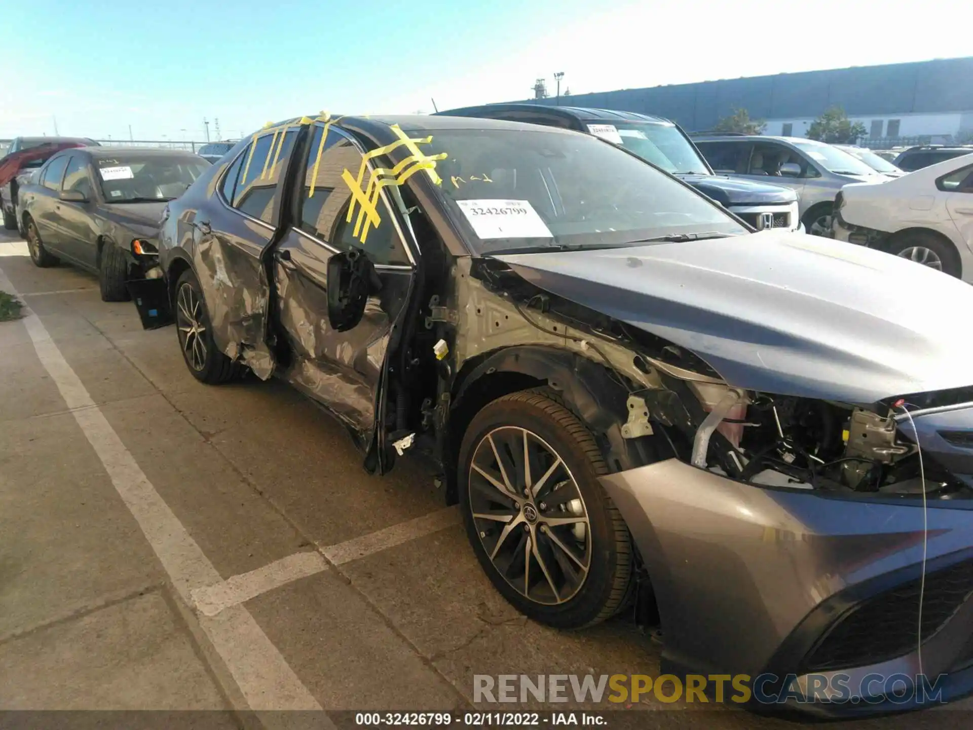 6 Photograph of a damaged car 4T1G11AK3MU491563 TOYOTA CAMRY 2021