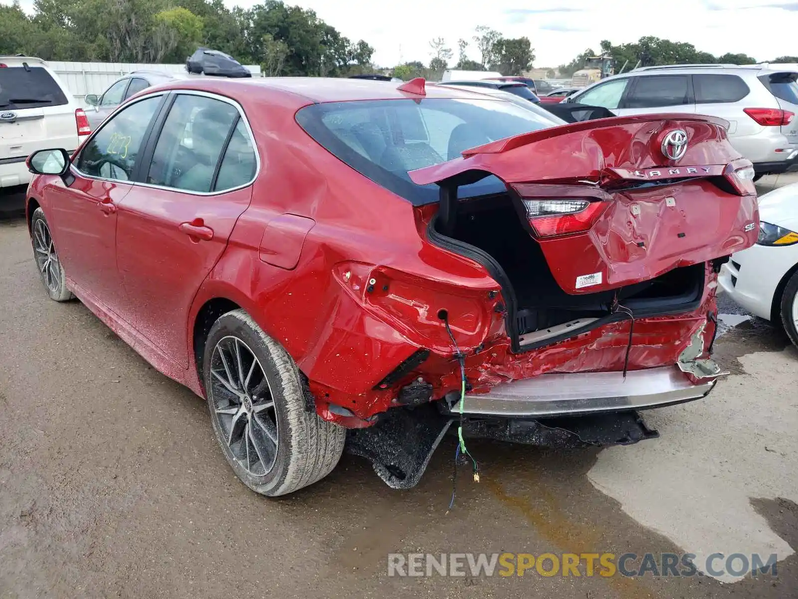 3 Photograph of a damaged car 4T1G11AK3MU495855 TOYOTA CAMRY 2021