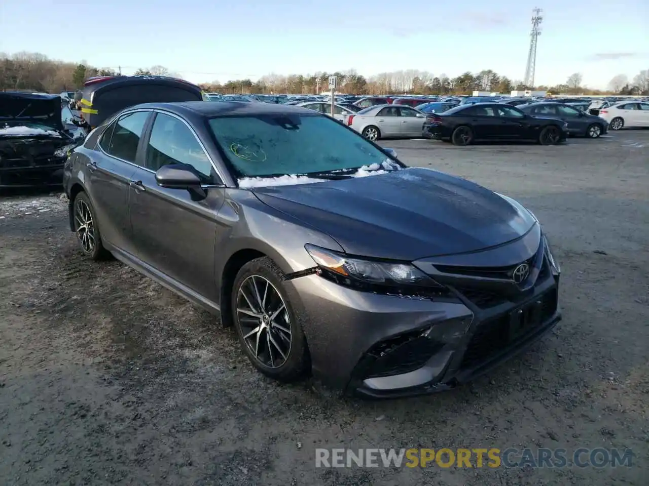 1 Photograph of a damaged car 4T1G11AK3MU513478 TOYOTA CAMRY 2021