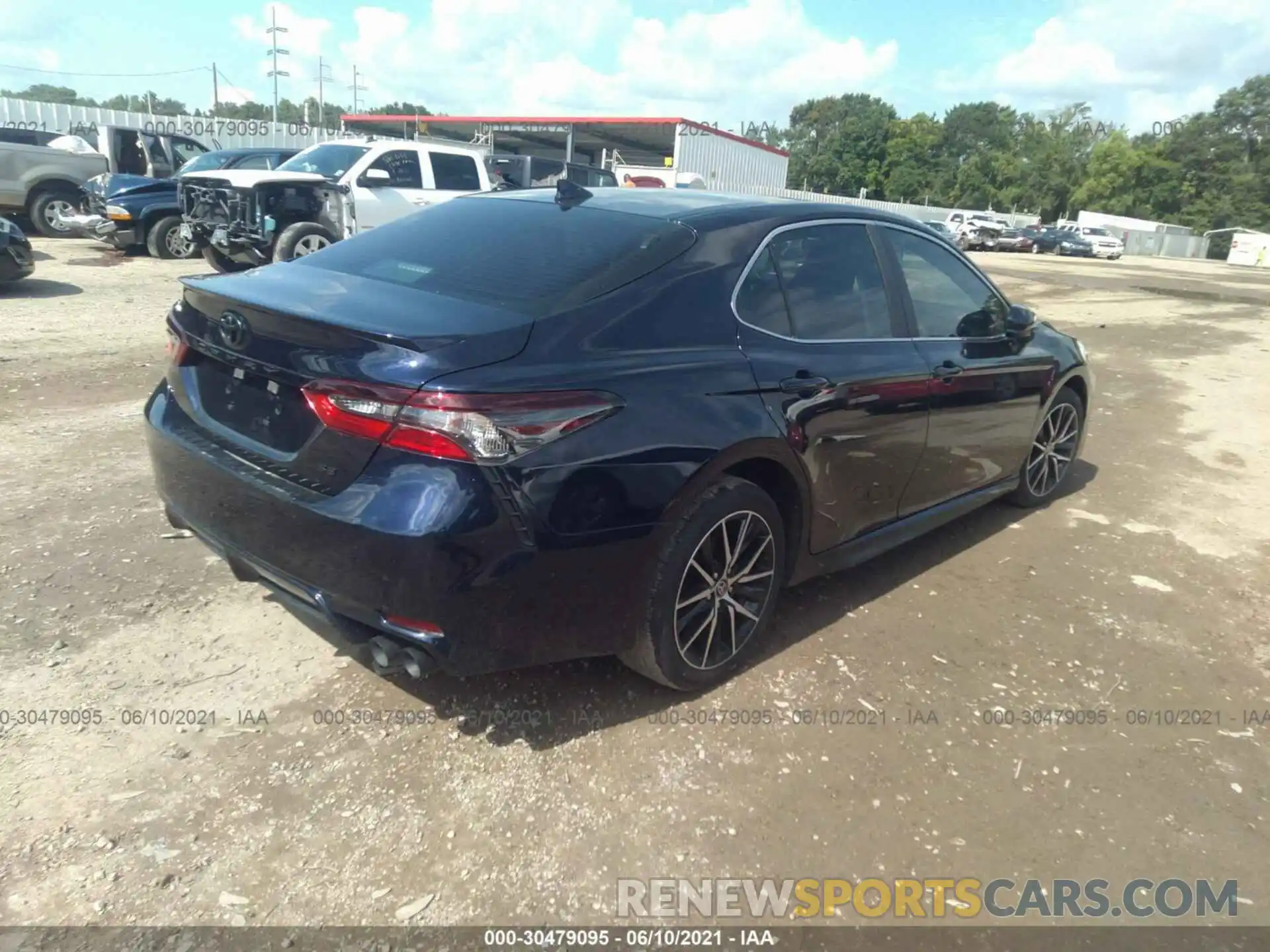 4 Photograph of a damaged car 4T1G11AK3MU513853 TOYOTA CAMRY 2021