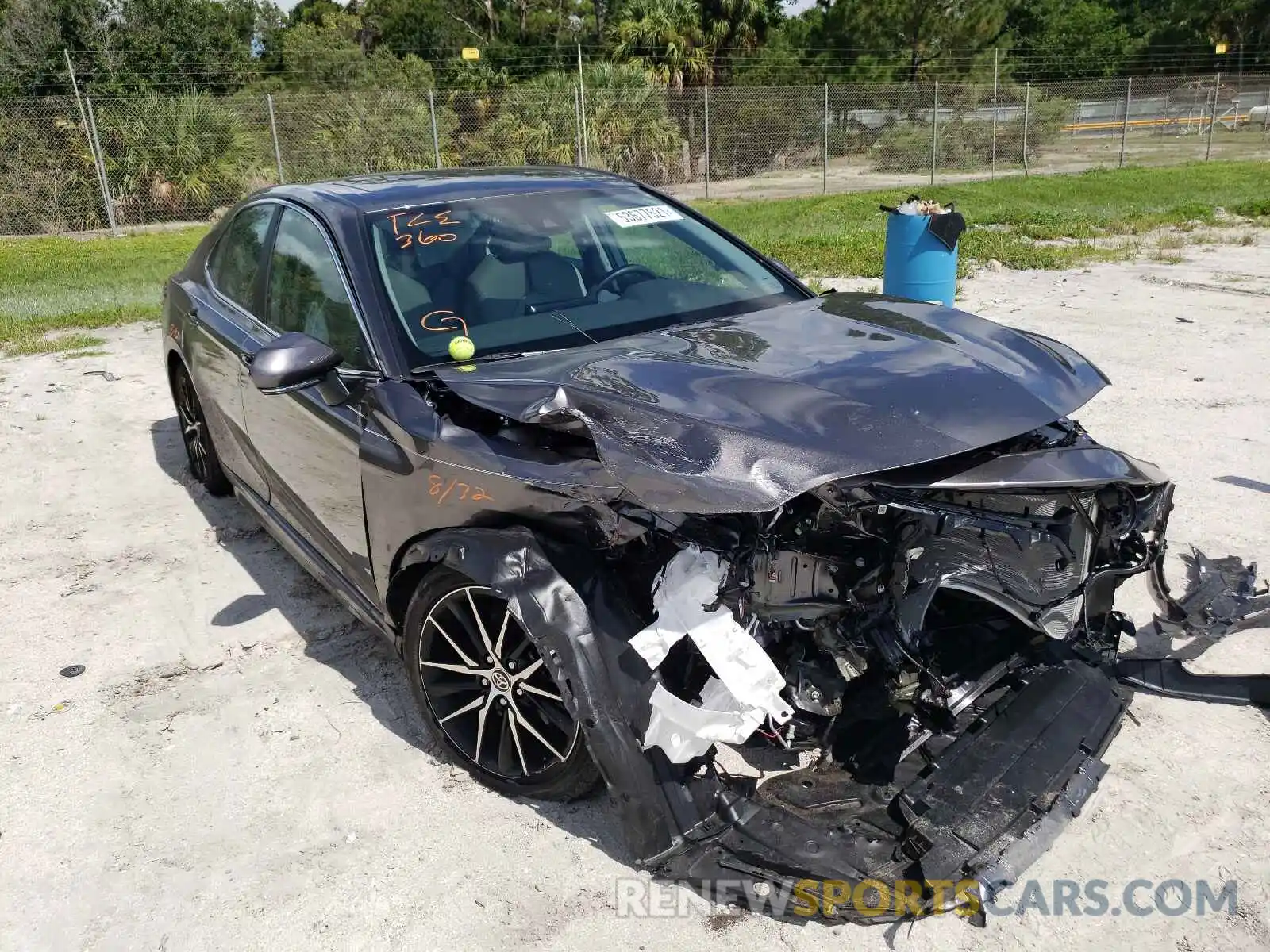 1 Photograph of a damaged car 4T1G11AK3MU514565 TOYOTA CAMRY 2021