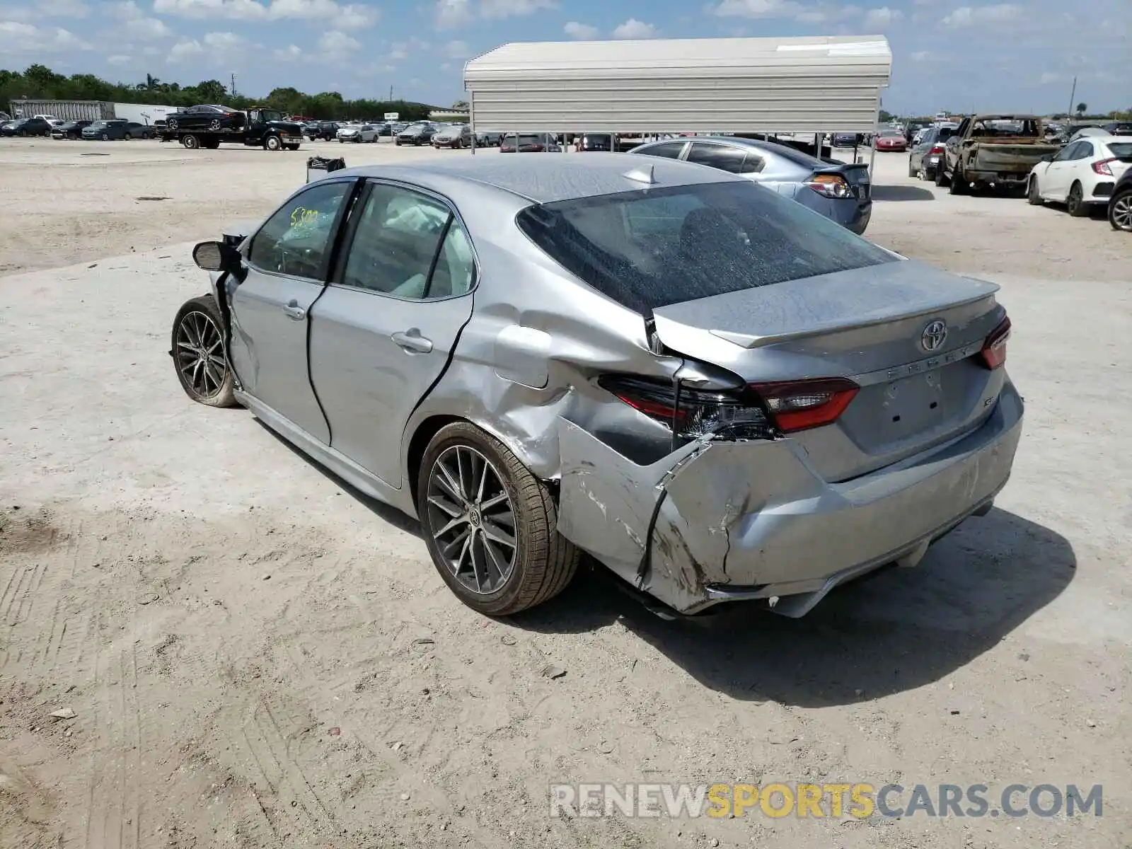 3 Photograph of a damaged car 4T1G11AK3MU529518 TOYOTA CAMRY 2021