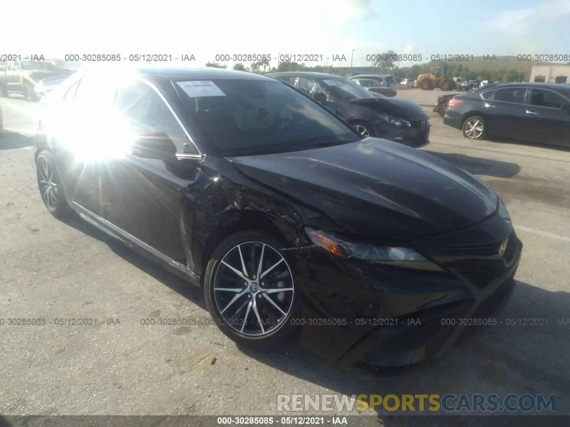 6 Photograph of a damaged car 4T1G11AK3MU530183 TOYOTA CAMRY 2021