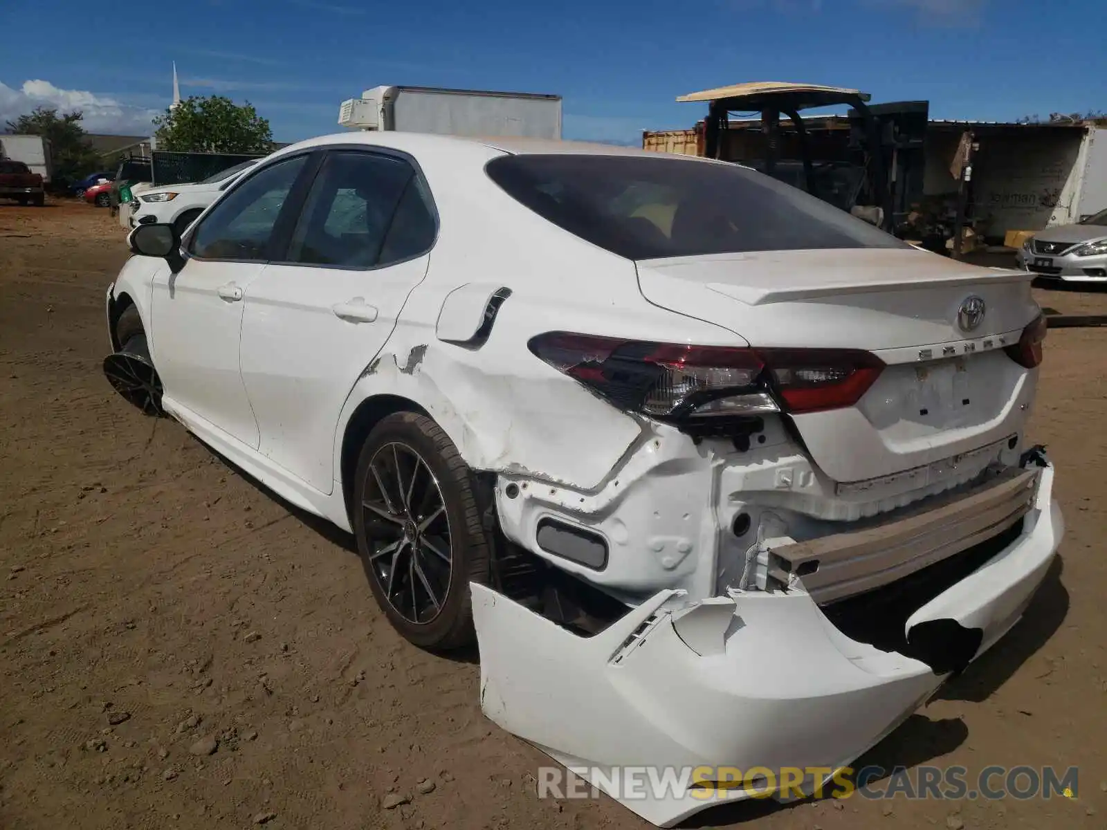 3 Photograph of a damaged car 4T1G11AK3MU531107 TOYOTA CAMRY 2021