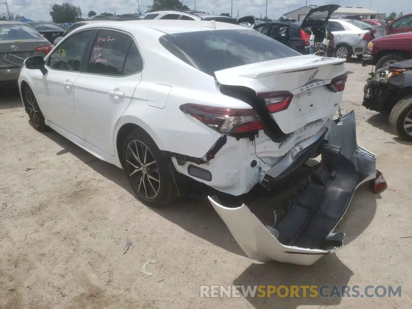 3 Photograph of a damaged car 4T1G11AK3MU532533 TOYOTA CAMRY 2021