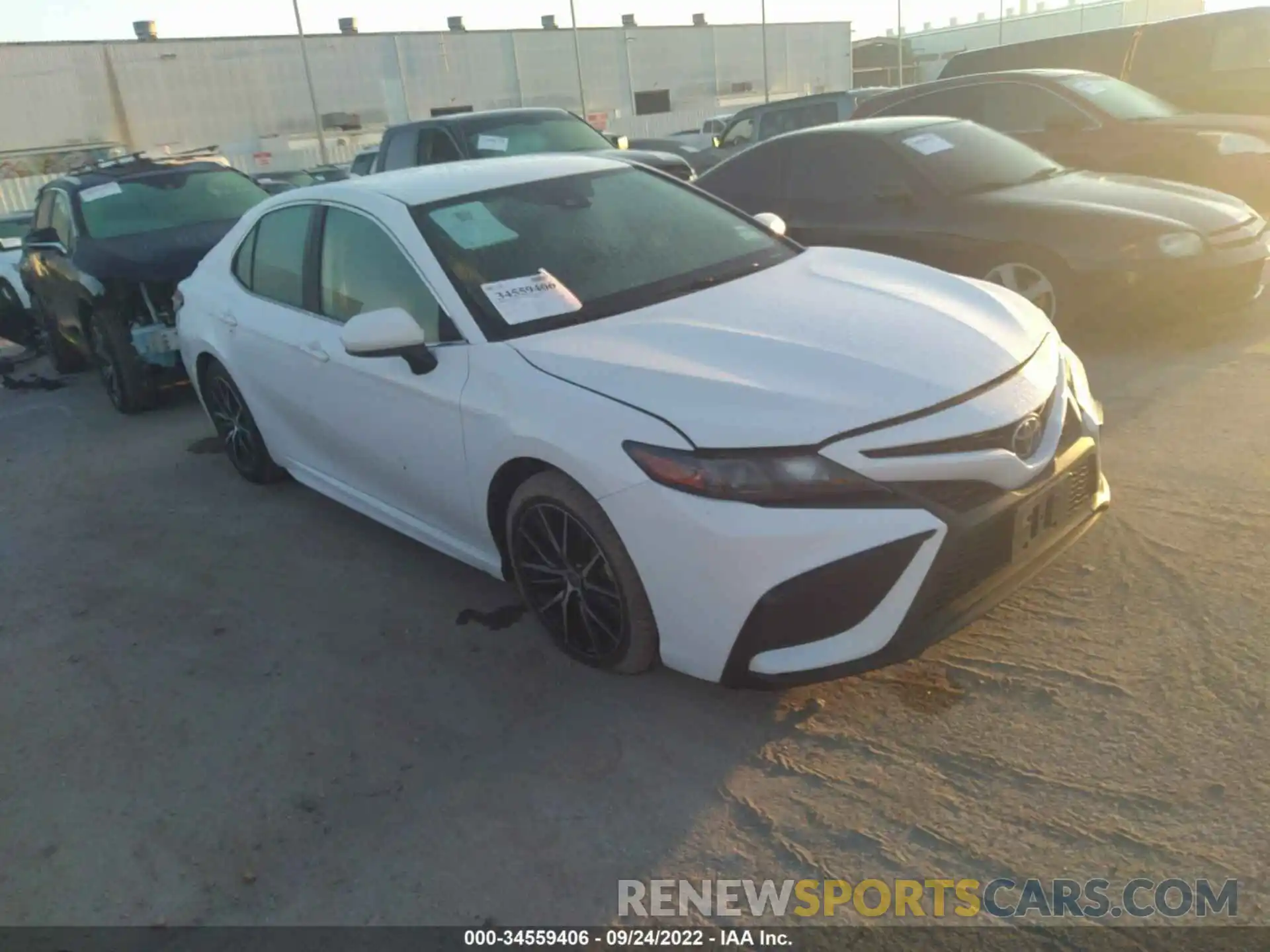 1 Photograph of a damaged car 4T1G11AK3MU540339 TOYOTA CAMRY 2021