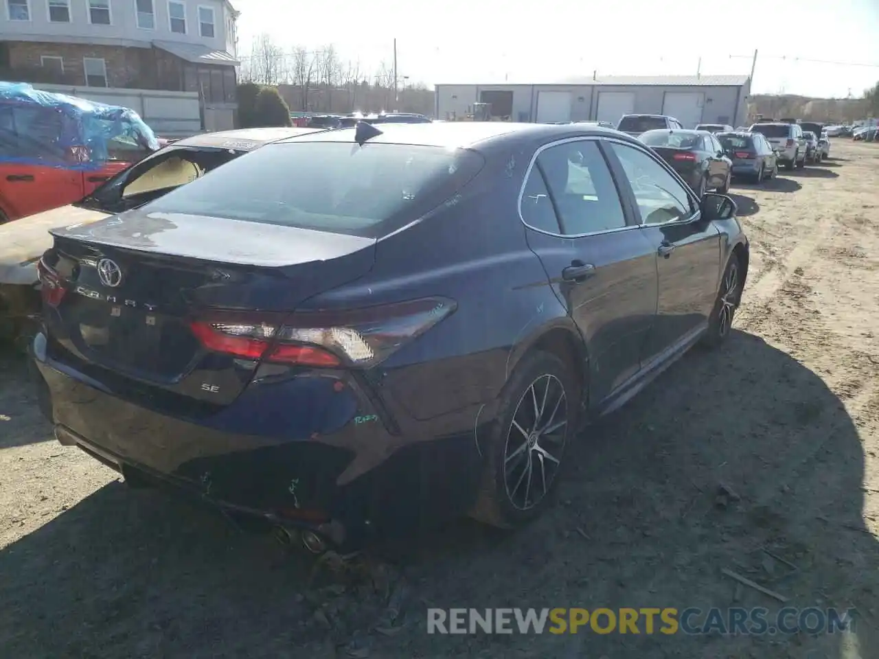 4 Photograph of a damaged car 4T1G11AK3MU541118 TOYOTA CAMRY 2021