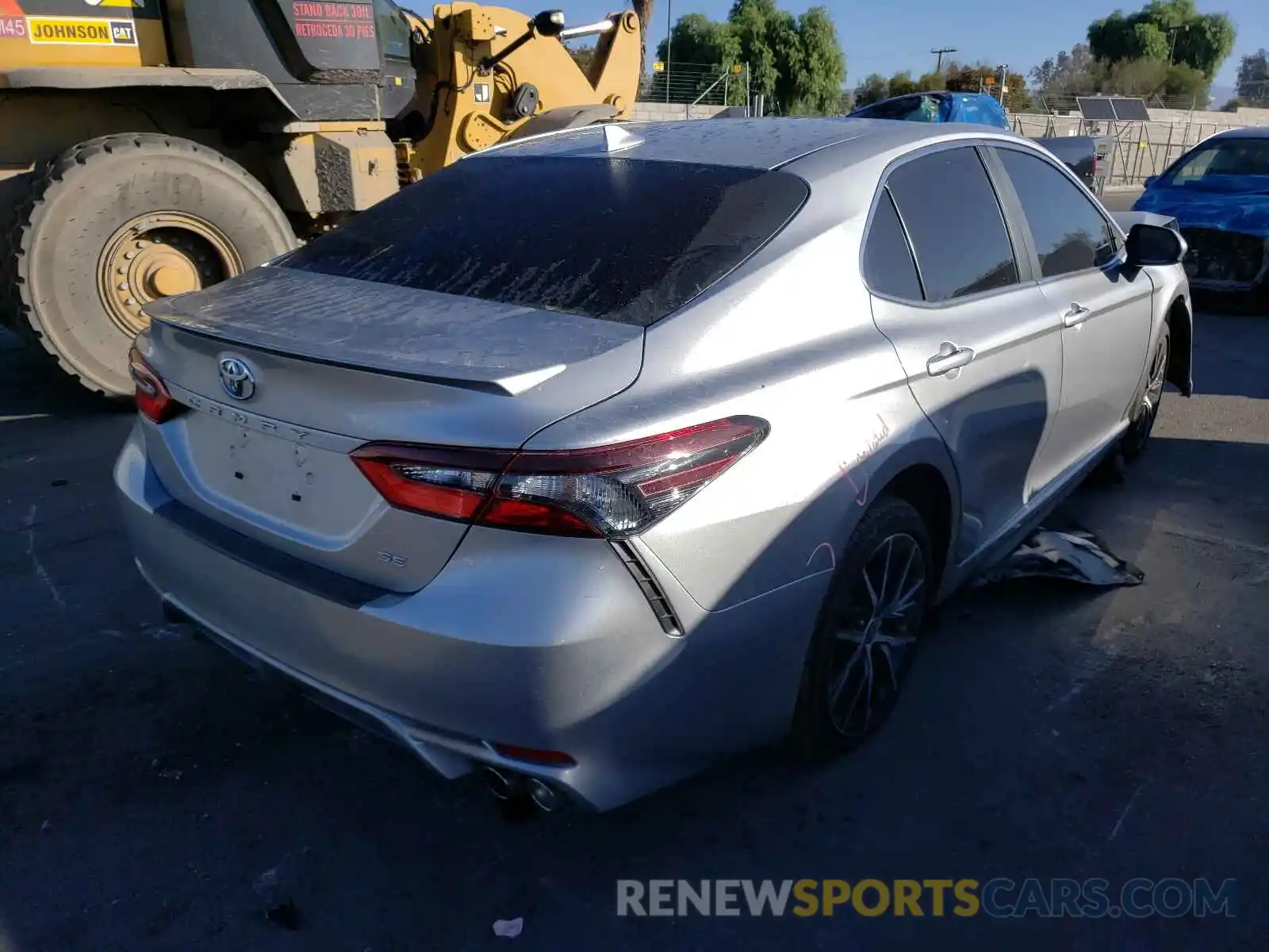 4 Photograph of a damaged car 4T1G11AK3MU543516 TOYOTA CAMRY 2021