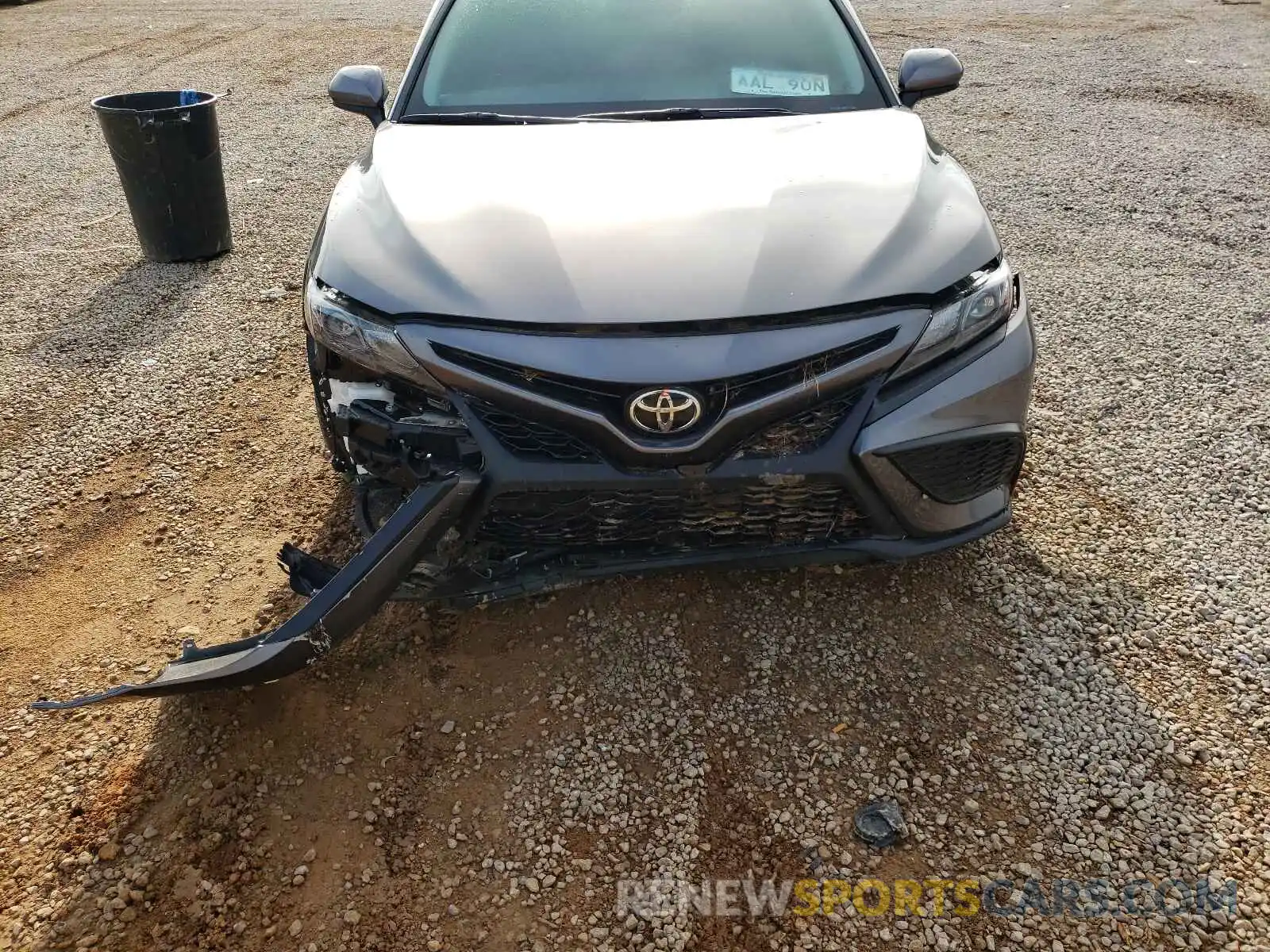 9 Photograph of a damaged car 4T1G11AK3MU552944 TOYOTA CAMRY 2021