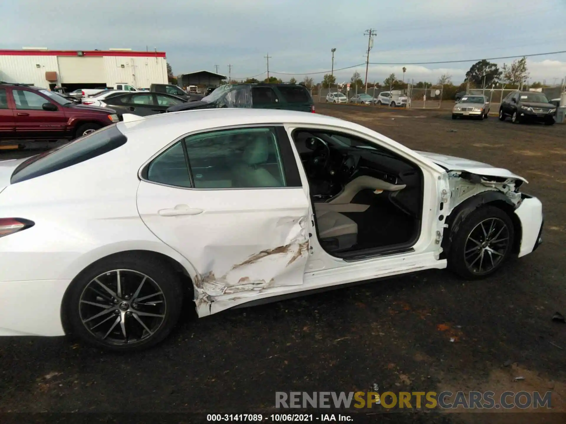 6 Photograph of a damaged car 4T1G11AK3MU554404 TOYOTA CAMRY 2021