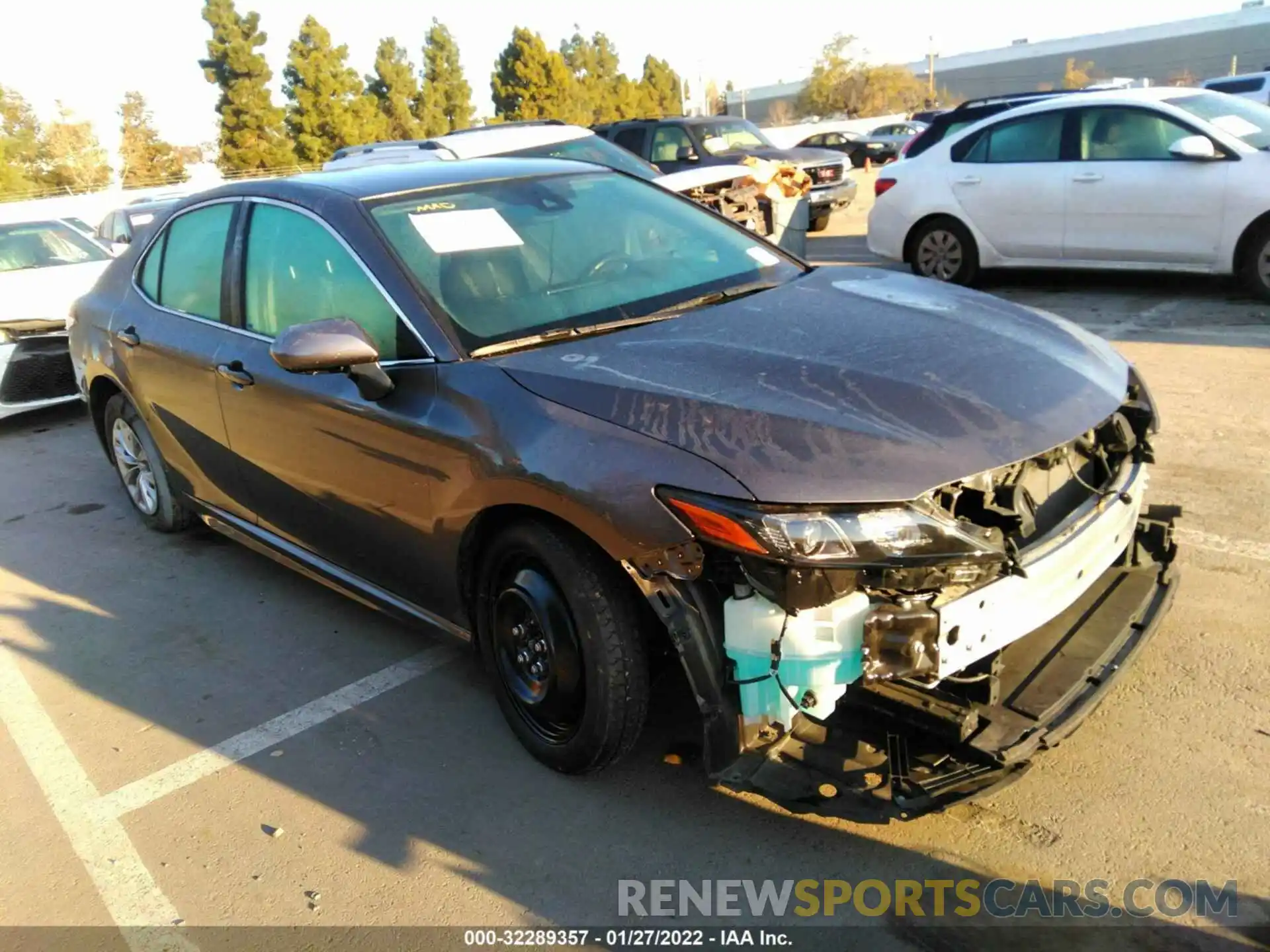 1 Photograph of a damaged car 4T1G11AK3MU556105 TOYOTA CAMRY 2021