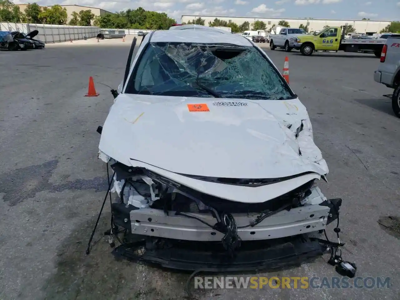 9 Photograph of a damaged car 4T1G11AK3MU557030 TOYOTA CAMRY 2021