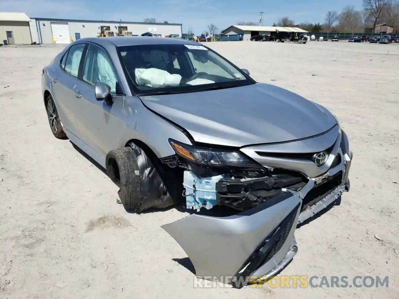 1 Photograph of a damaged car 4T1G11AK3MU570828 TOYOTA CAMRY 2021