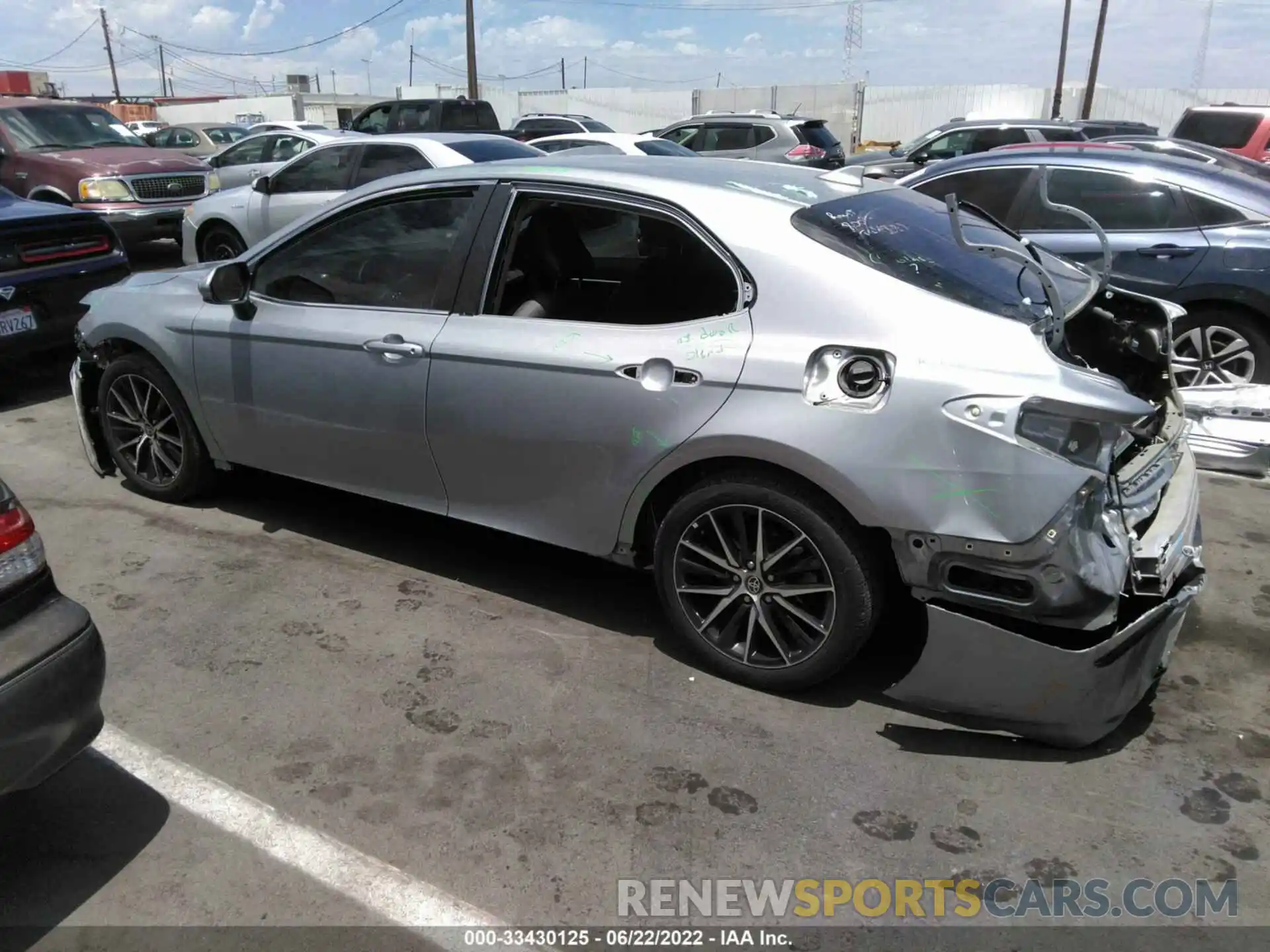 3 Photograph of a damaged car 4T1G11AK3MU578220 TOYOTA CAMRY 2021