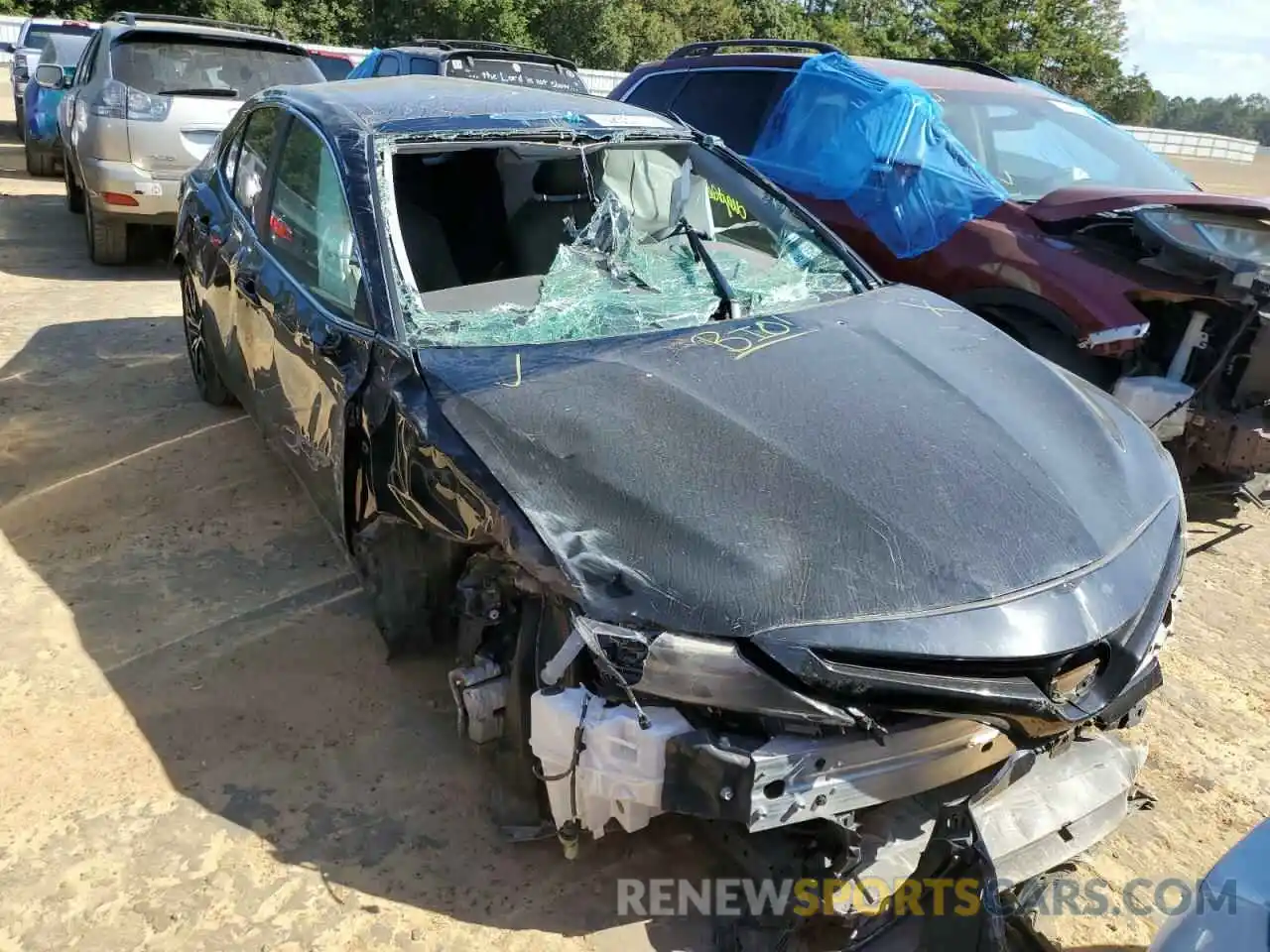 1 Photograph of a damaged car 4T1G11AK3MU583840 TOYOTA CAMRY 2021