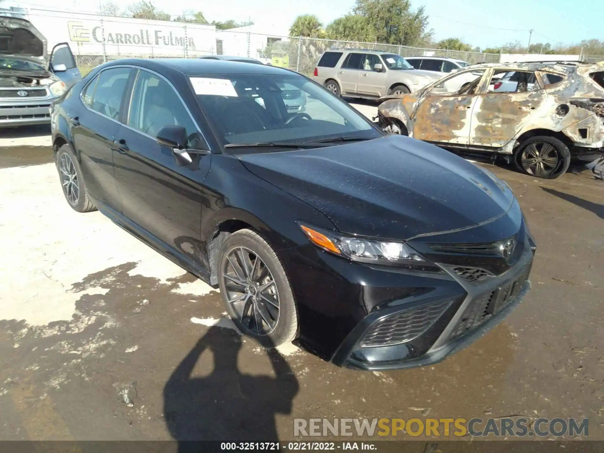 1 Photograph of a damaged car 4T1G11AK3MU584535 TOYOTA CAMRY 2021