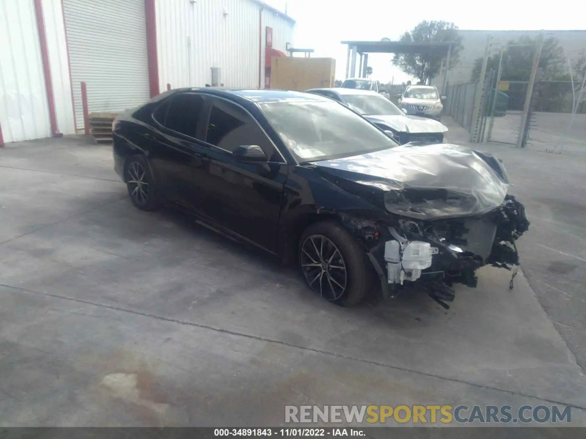 1 Photograph of a damaged car 4T1G11AK3MU610101 TOYOTA CAMRY 2021