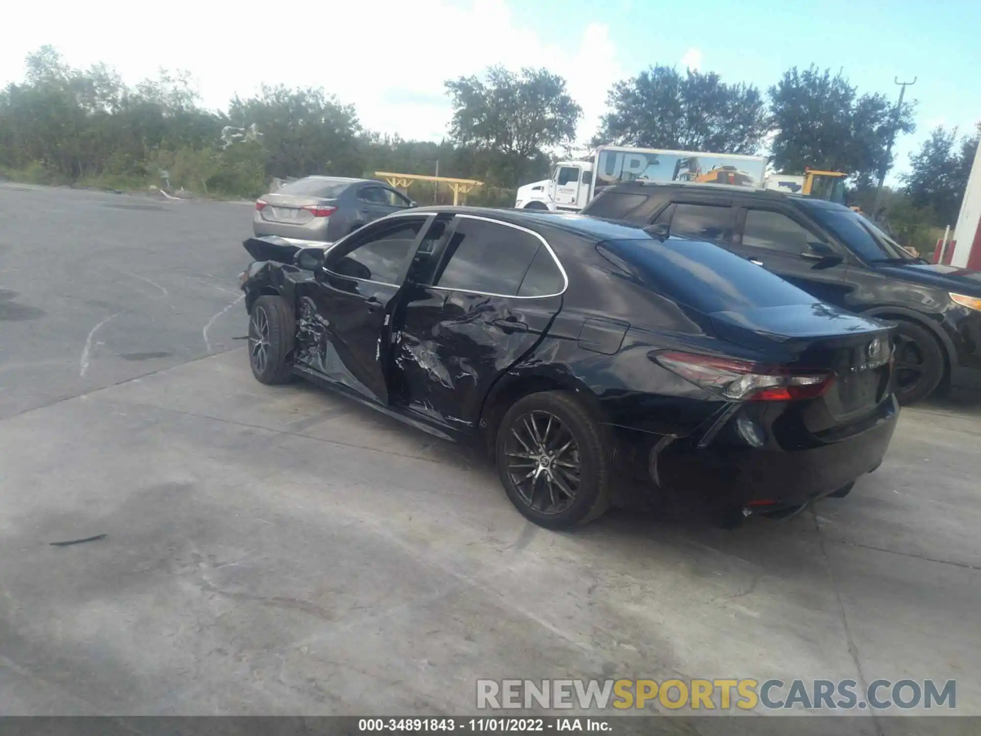 3 Photograph of a damaged car 4T1G11AK3MU610101 TOYOTA CAMRY 2021