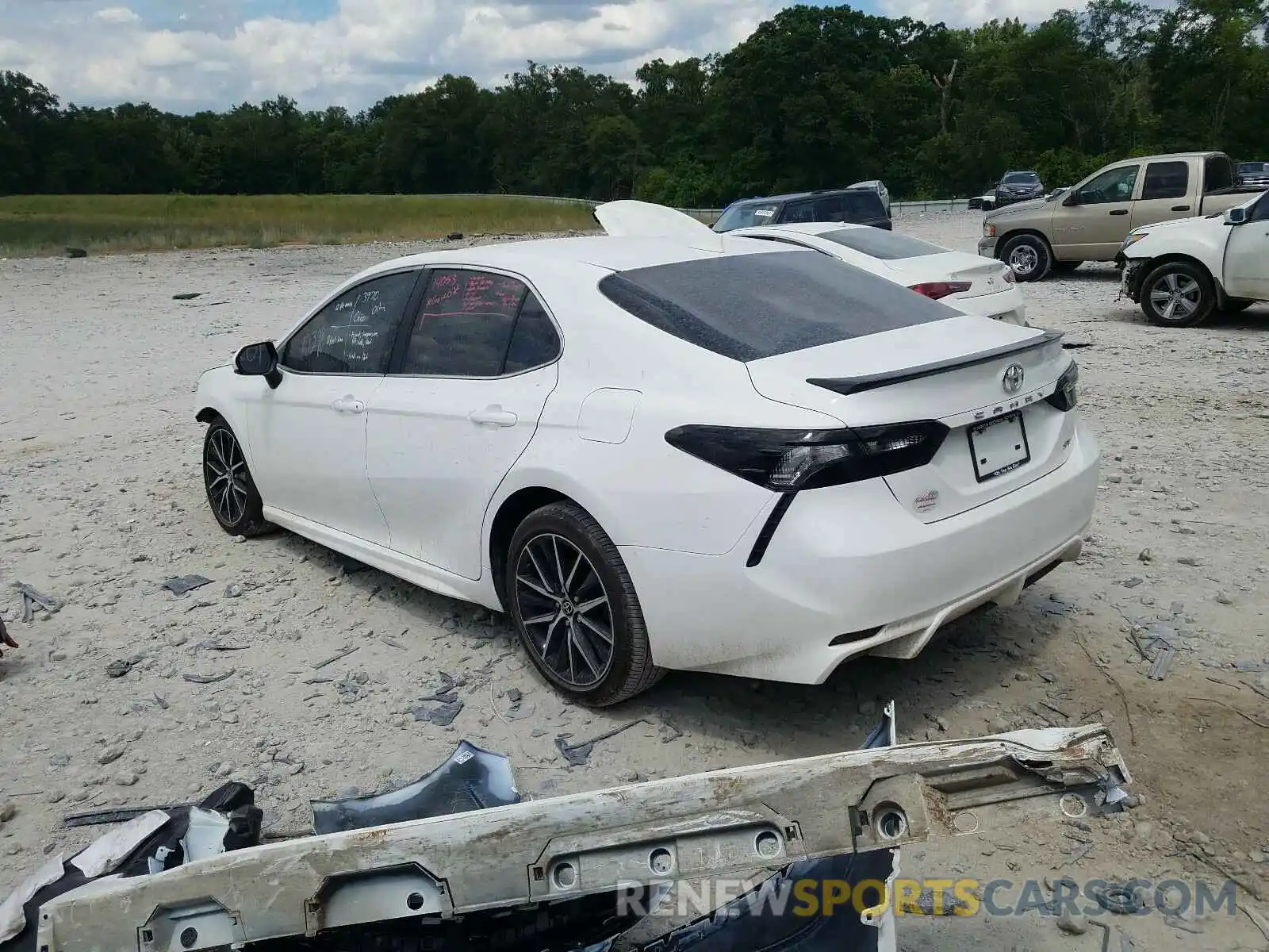 3 Photograph of a damaged car 4T1G11AK4MU404169 TOYOTA CAMRY 2021