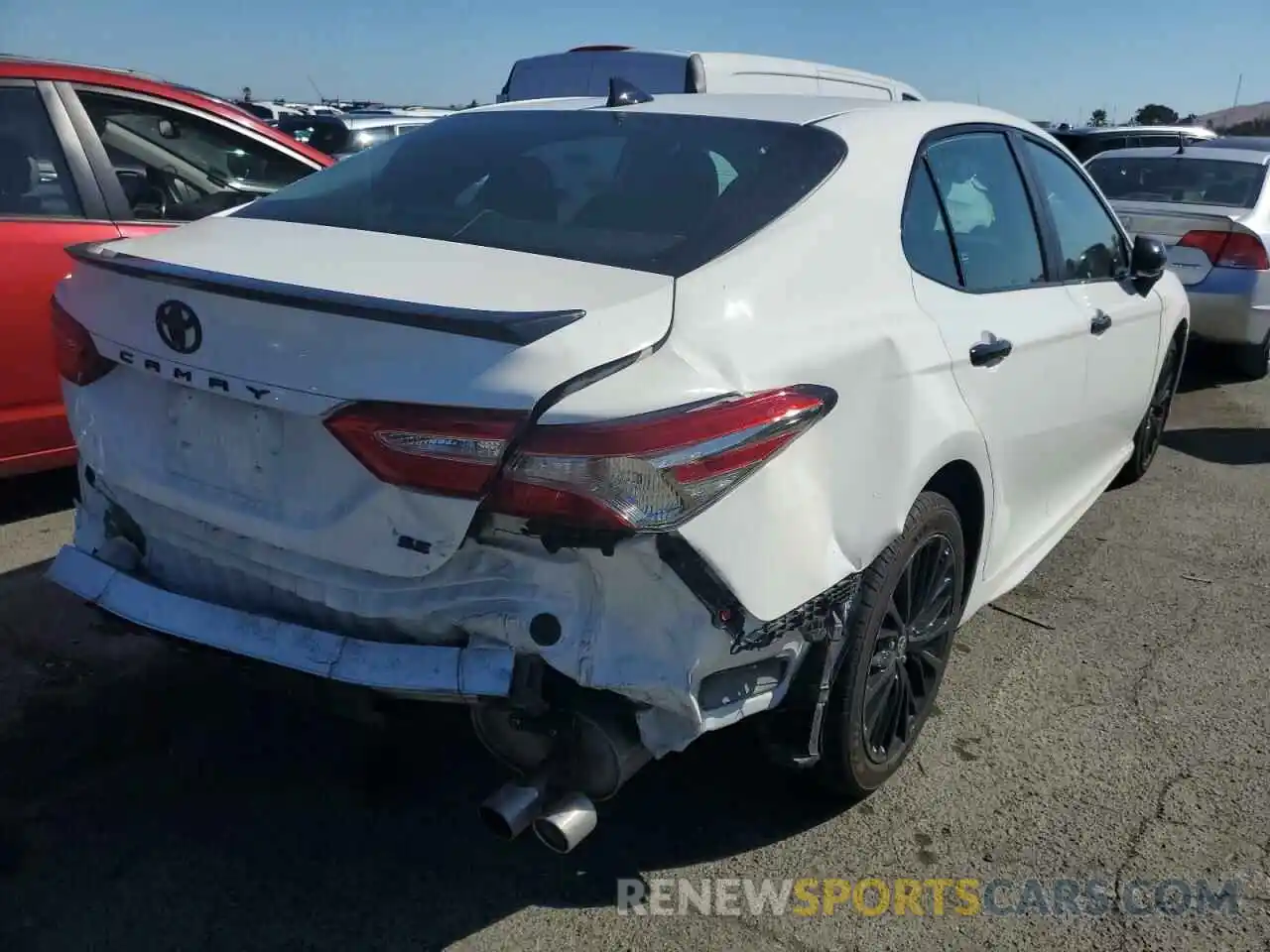 4 Photograph of a damaged car 4T1G11AK4MU408898 TOYOTA CAMRY 2021