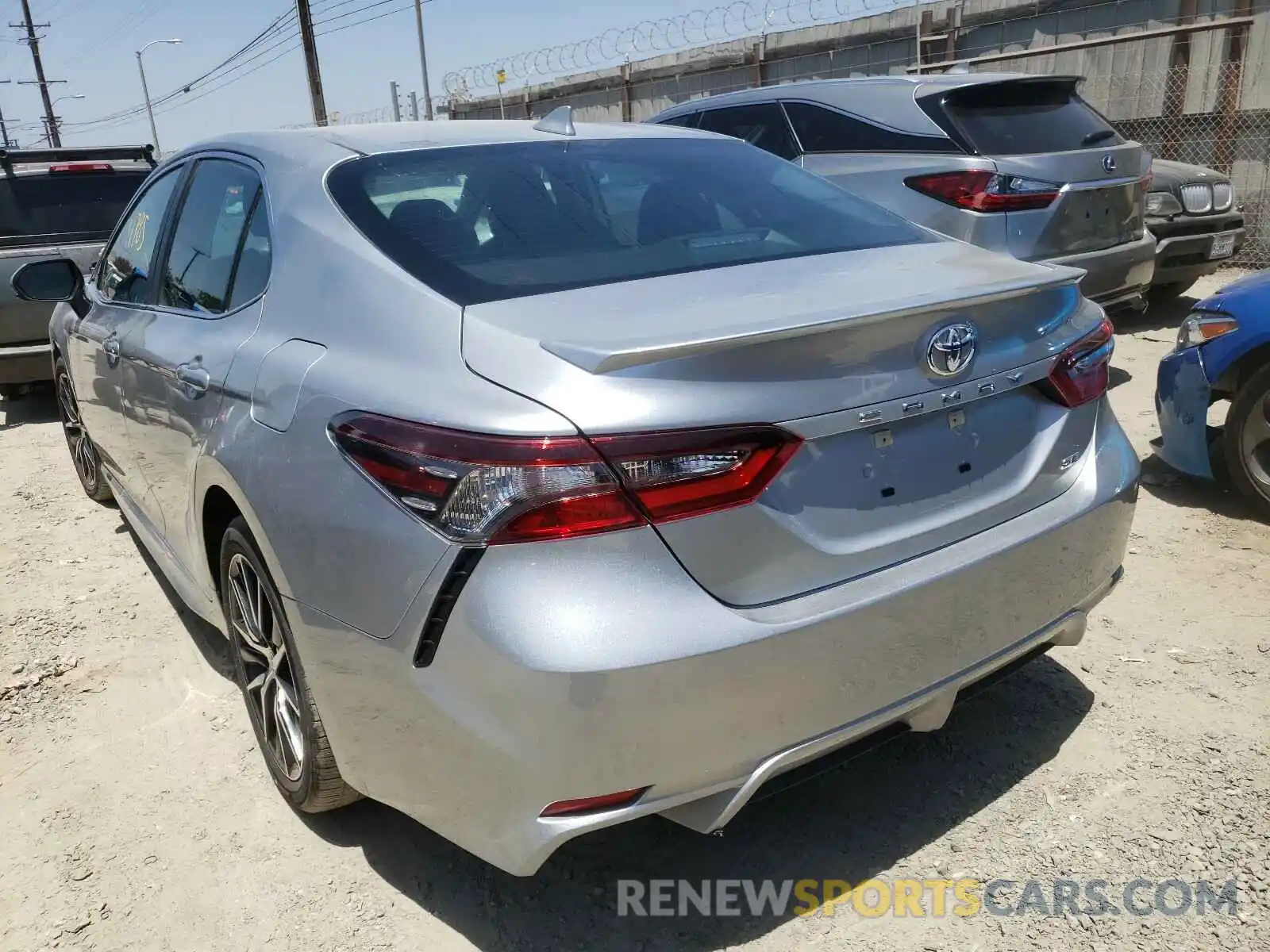 3 Photograph of a damaged car 4T1G11AK4MU413180 TOYOTA CAMRY 2021